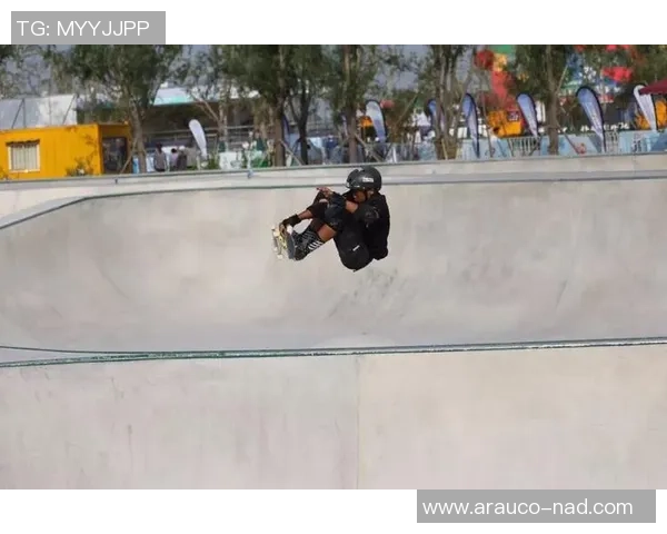 广州滑板队在极限运动嘉年华中的精彩节奏与表现点评分析